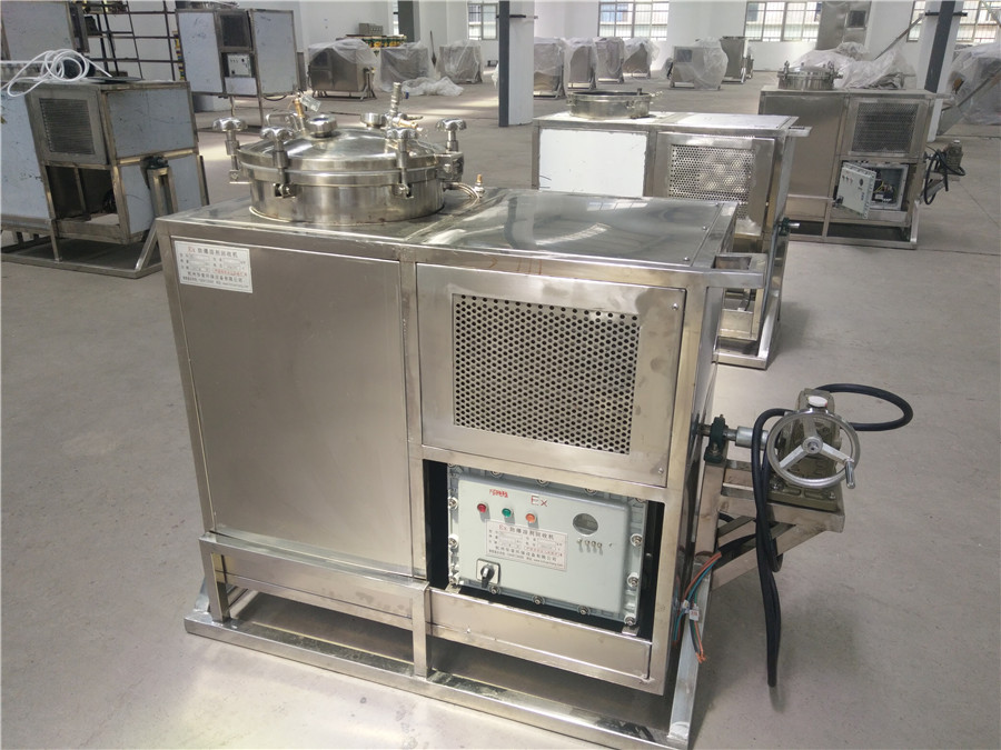 1539333810714397.jpg 防爆溶劑回收機HC-220-250.jpg